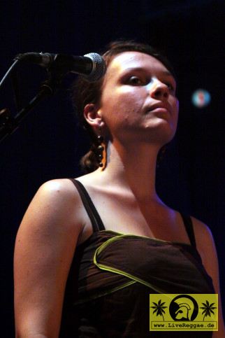 Martin Zobel (D) with The Sunrise Band 15. Chiemsee Reggae Festival, Übersee - Tant Stage 16. August 2009 (7).JPG